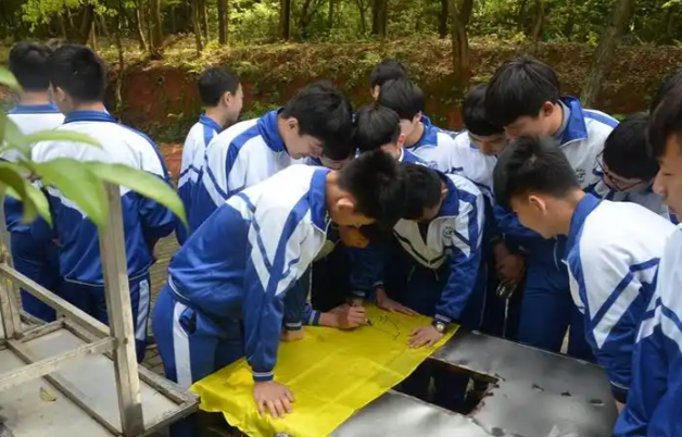 轮岗将优质资源下沉基层让村庄校园从小而弱走向小而美小而优