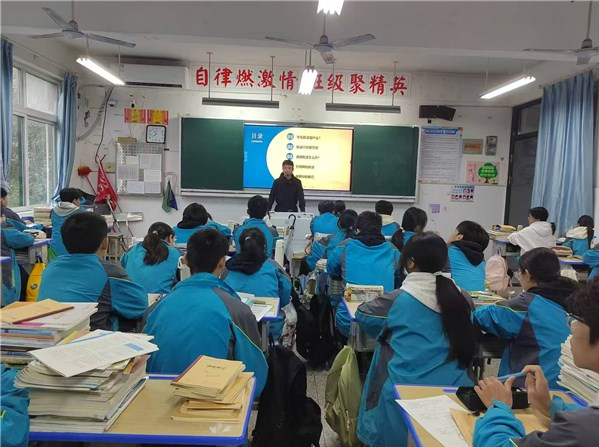 聚焦人才训练与学业精准教导让本地学子能享受优质教育资源